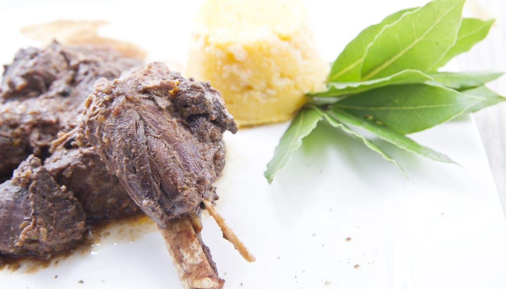 Cinghiale in salmì - Ricette tipiche cortonesi | Cortonaweb